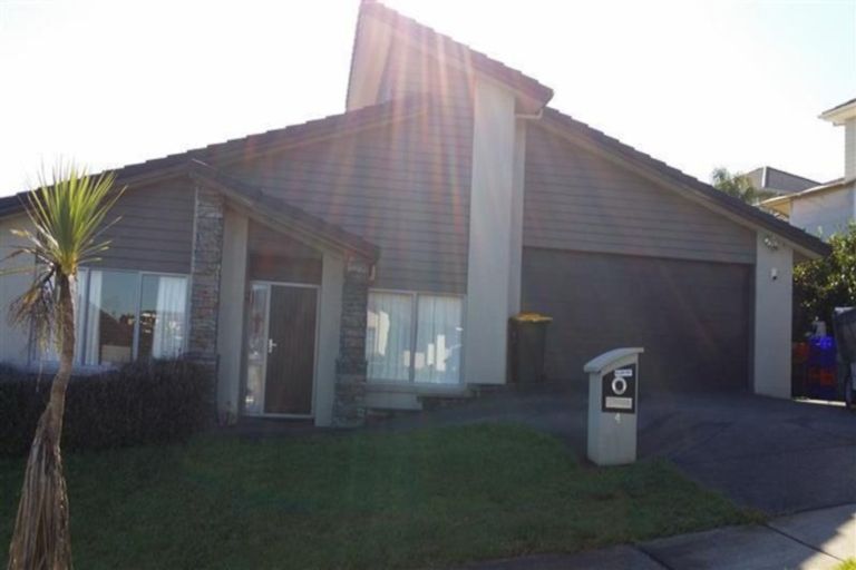 Photo of property in 4 Bilancia Place, Flat Bush, Auckland, 2016