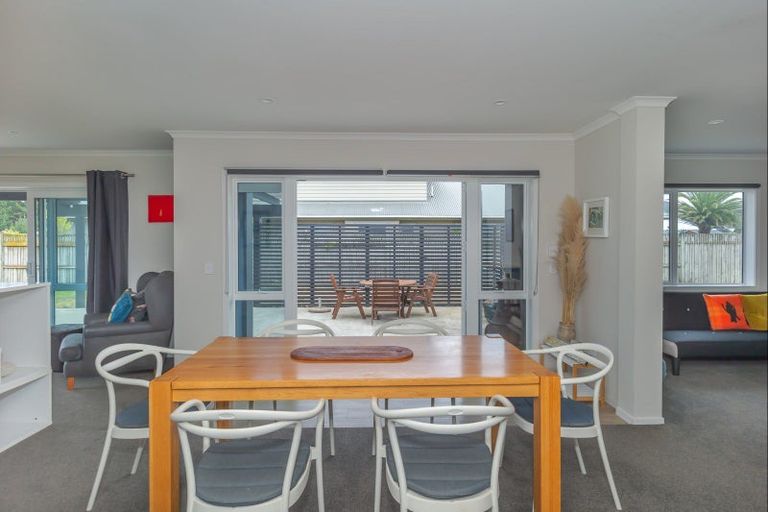 Photo of property in 7 Sandown Avenue, Himatangi Beach, Foxton, 4891