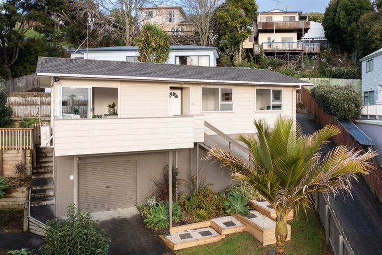 Photo of property in 1/24 Bonito Place, Bayview, Auckland, 0629