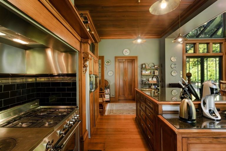 Photo of property in Bishopgrove, 16 Patmos Avenue, Woodhaugh, Dunedin, 9010