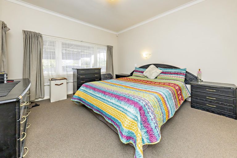 Photo of property in 12 Ballance Avenue, Papatoetoe, Auckland, 2104