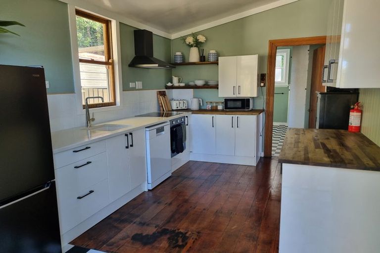 Photo of property in 8 Paradise Road, Napier South, Napier, 4110