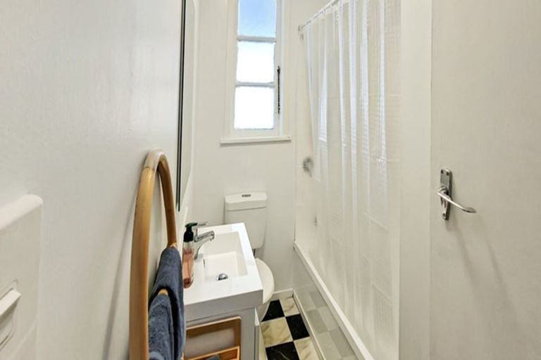 Photo of property in 47 Kirk Street, Otaki, 5512