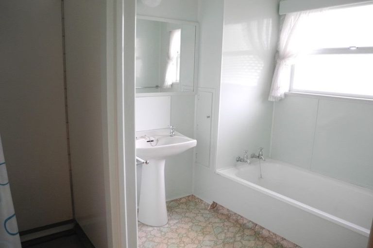 Photo of property in 86 Shearman Street, Waimate, 7924