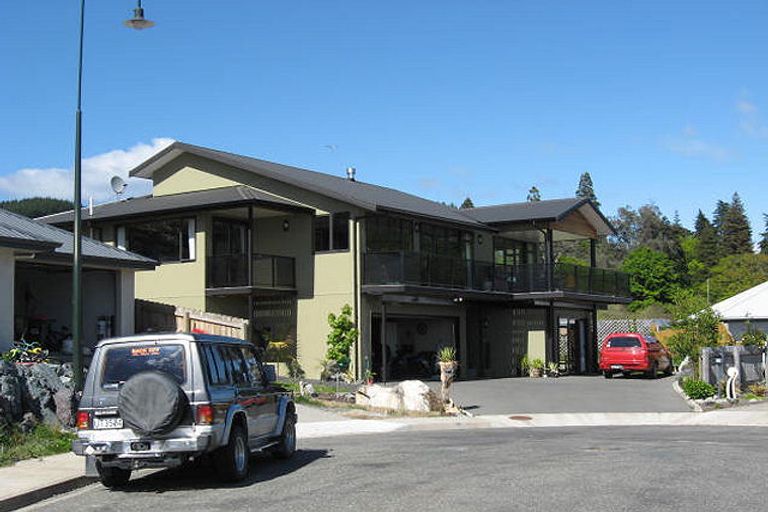 Photo of property in 13 Ben Bracken Place, Bishopdale, Nelson, 7010