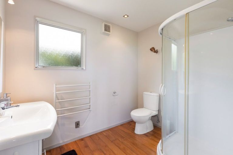 Photo of property in 51b Maungaraki Road, Korokoro, Lower Hutt, 5012