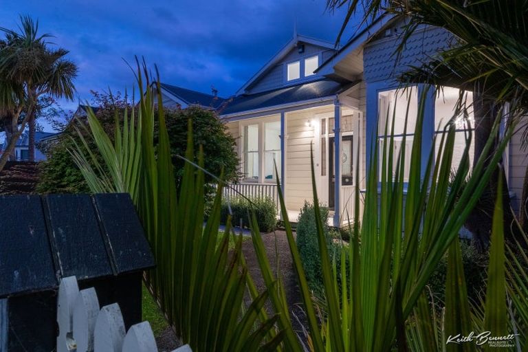 Photo of property in 4 Hautana Square, Woburn, Lower Hutt, 5010