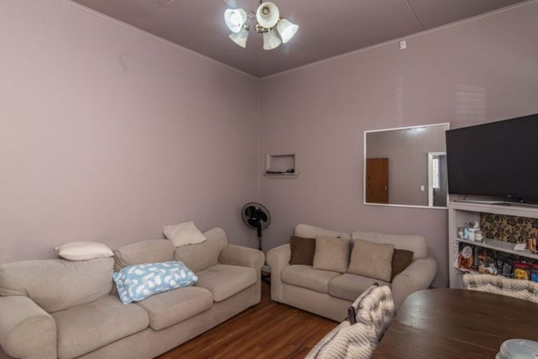 Photo of property in 7 Millward Street, Newtown, Wellington, 6021