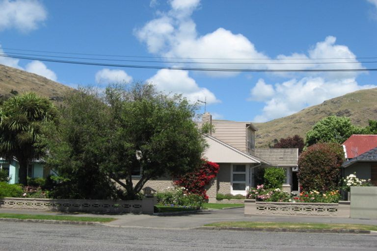 Photo of property in 18 Truro Street, Sumner, Christchurch, 8081