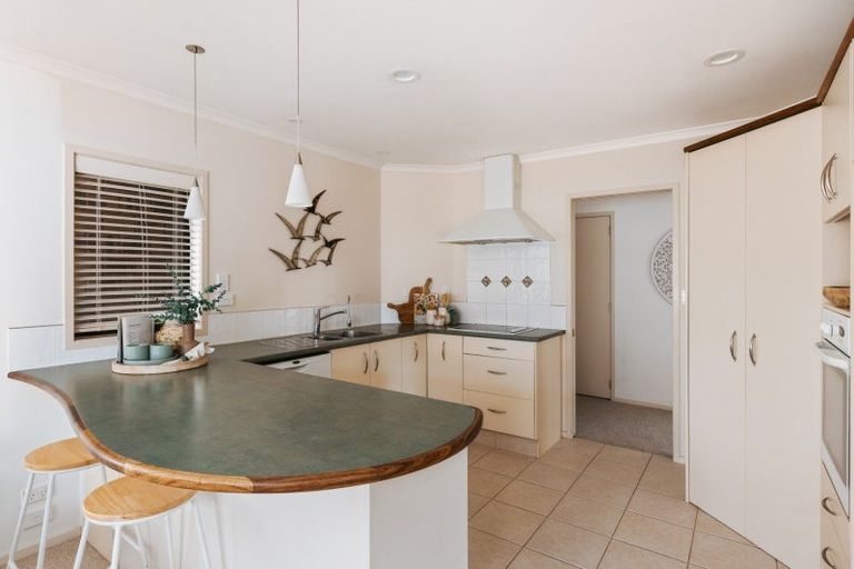 Photo of property in 11 Santa Cruz Drive, Papamoa Beach, Papamoa, 3118