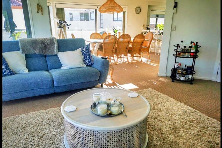 Photo of property in 4a Sunbrae Grove, Mount Maunganui, 3116