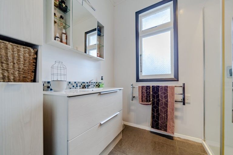 Photo of property in 1/163 Kennedy Road, Marewa, Napier, 4110