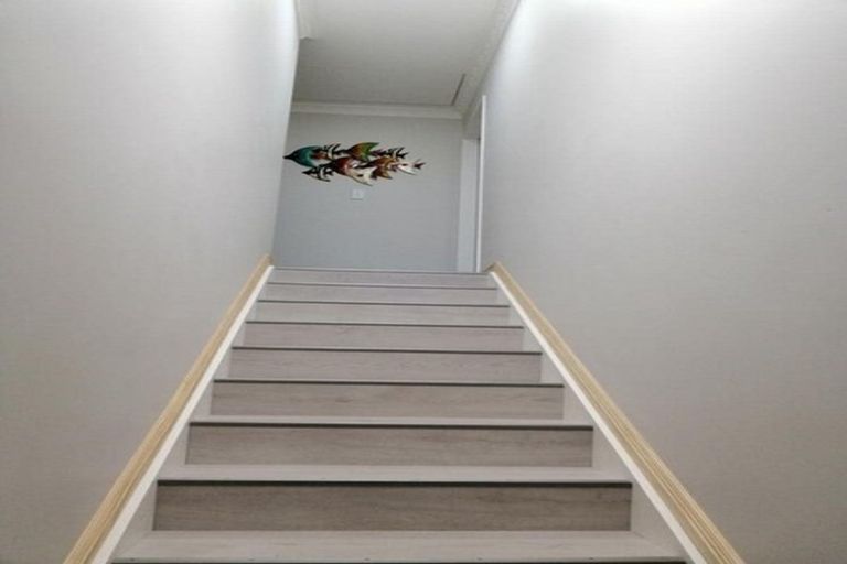 Photo of property in 76 Ferndown Avenue, Papatoetoe, Auckland, 2025