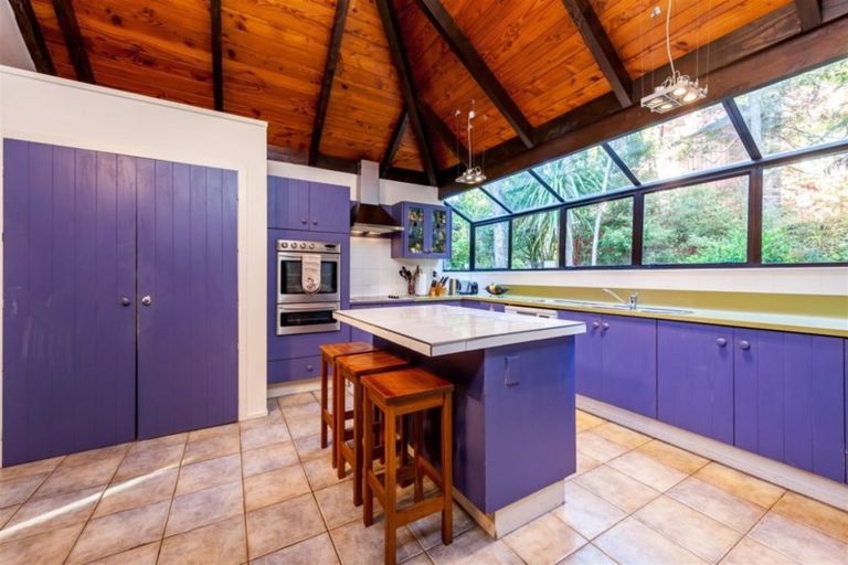 Photo of property in 5 Fitzpatrick Place, Chatswood, Auckland, 0626