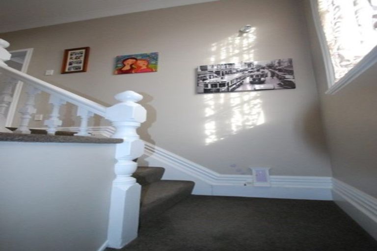 Photo of property in 70 Salford Street, Newlands, Wellington, 6037