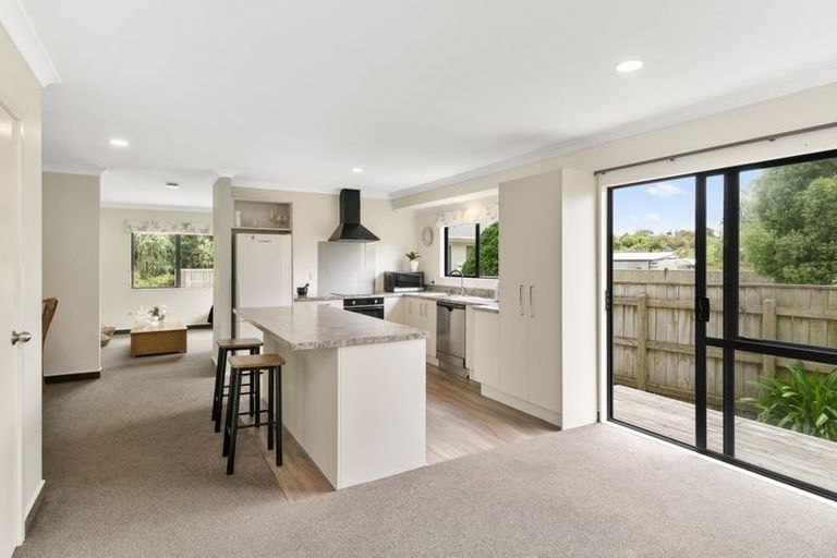 Photo of property in 47a Leinster Avenue, Raumati South, Paraparaumu, 5032