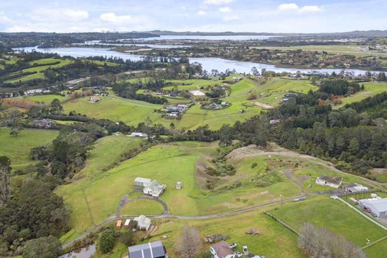 Photo of property in 733b Ridge Road, Riverhead, 0793