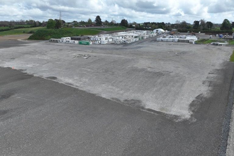 Photo of property in 1187a Great South Road, Runciman, Drury, 2578