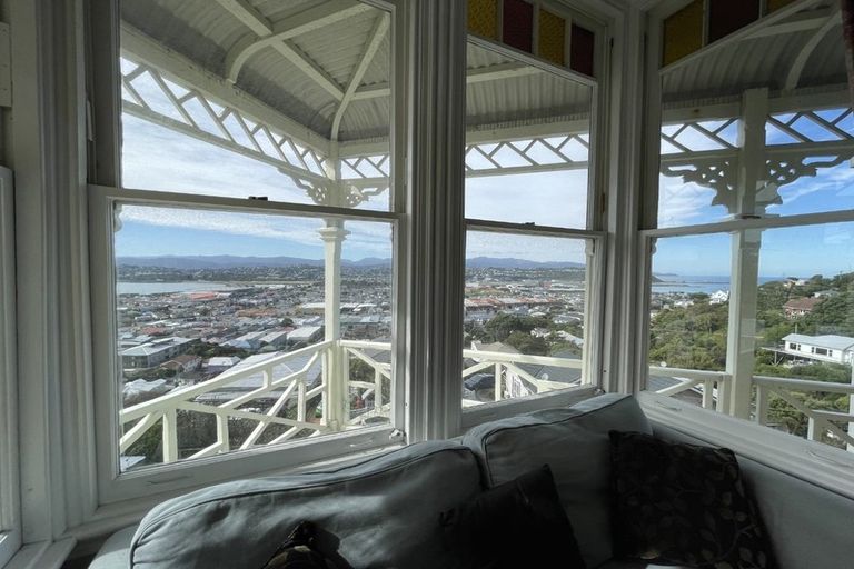 Photo of property in 86 Duncan Terrace, Kilbirnie, Wellington, 6022