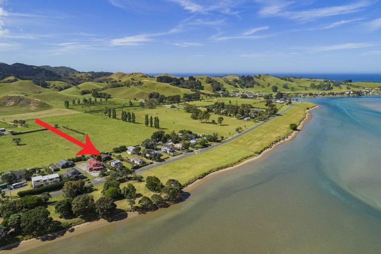 Photo of property in 2177 Whananaki North Road, Whananaki, Hikurangi, 0181