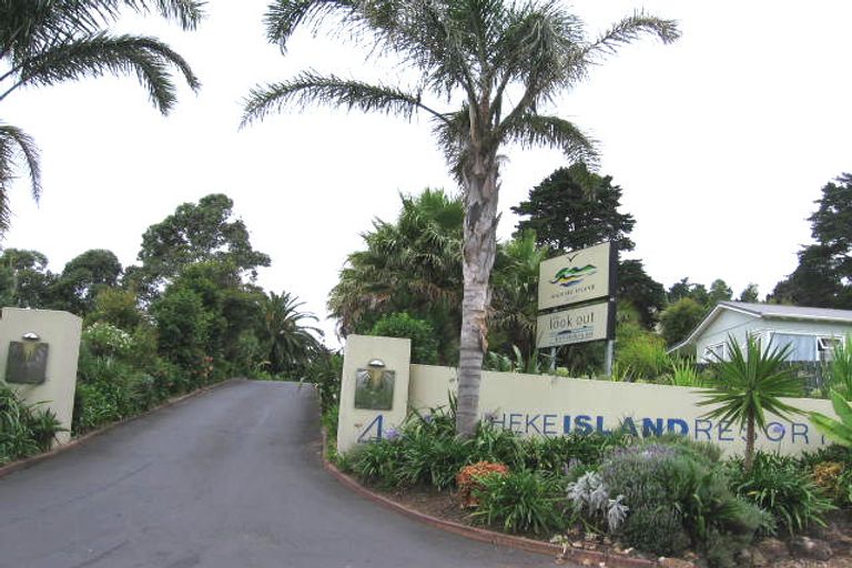 Photo of property in Af/4 Bay Road, Palm Beach, Waiheke Island, 1081