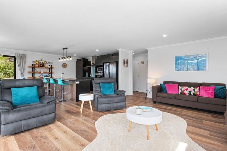 Photo of property in 14 Mangakino Lane, Kauri, Kamo, 0185