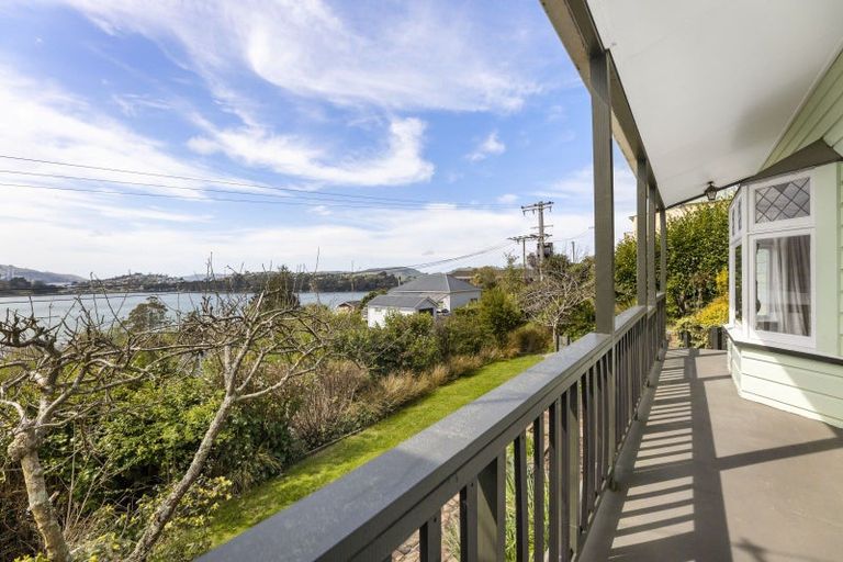 Photo of property in 22 Shandon Street, Roseneath, Port Chalmers, 9023
