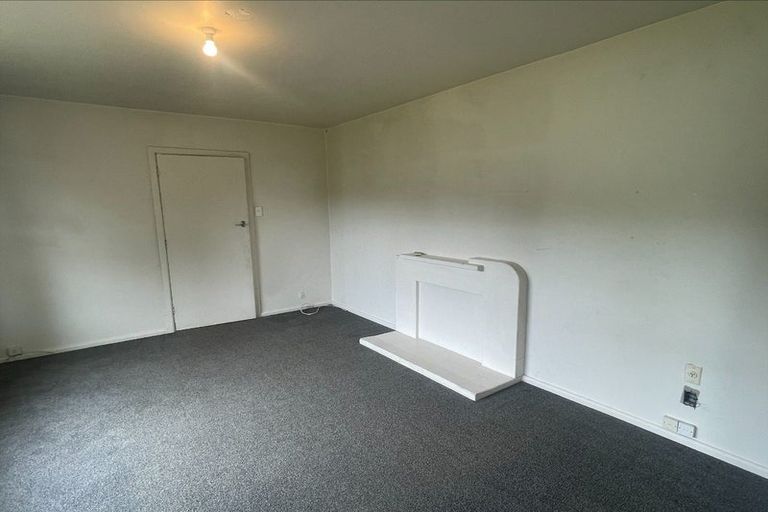 Photo of property in 100 Maidstone Road, Ilam, Christchurch, 8041