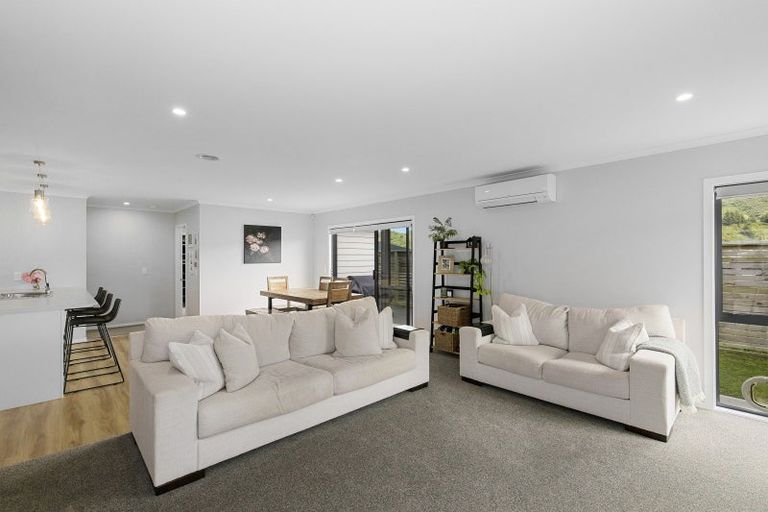 Photo of property in 6 Te Ara O Roimata, Wainuiomata, Lower Hutt, 5014