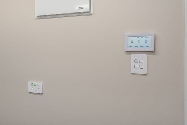 Photo of property in 5 Kakapo Lane, Redwood, Christchurch, 8051