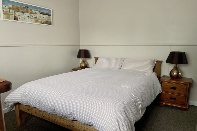 Photo of property in 16 Deyell Crescent, Sydenham, Christchurch, 8023