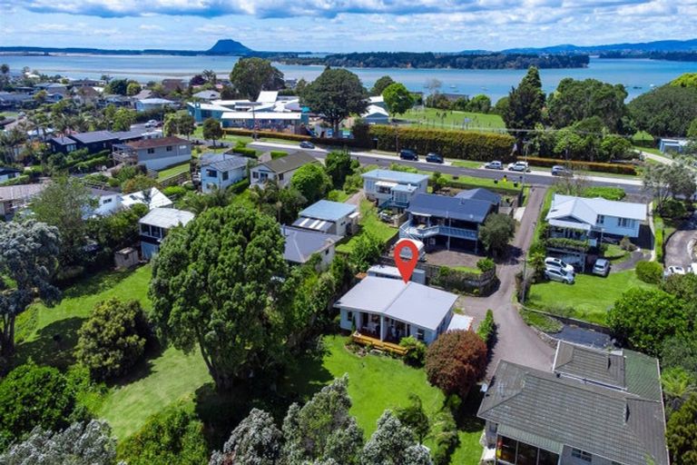 Photo of property in 66 Hamurana Road, Omokoroa, 3114