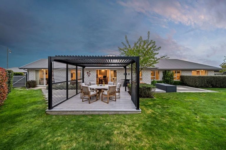 Photo of property in 8 Crampton Close, Kaiapoi, 7630