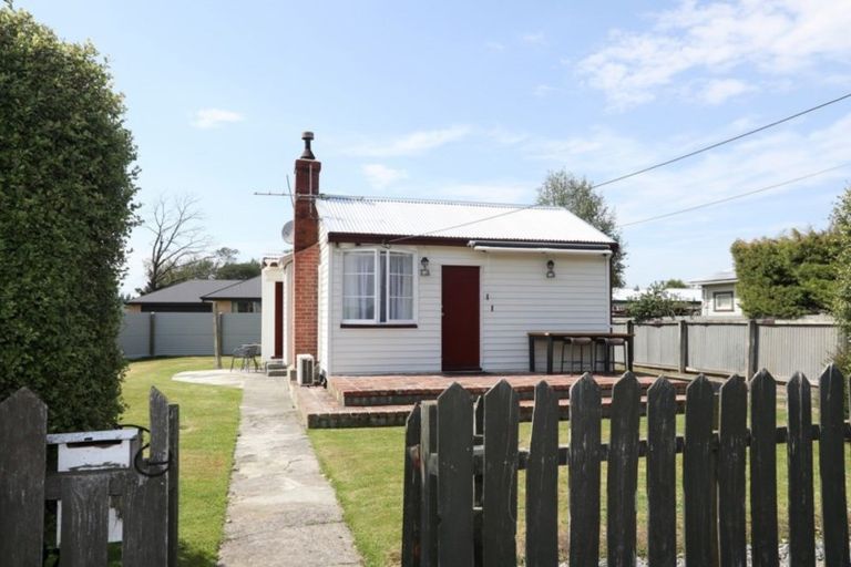 Photo of property in 81 Mcmurdo Street, Tinwald, Ashburton, 7700