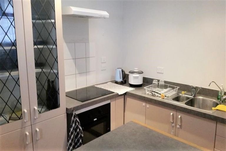 Photo of property in 1a Gaede Terrace, Sunnyvale, Auckland, 0612