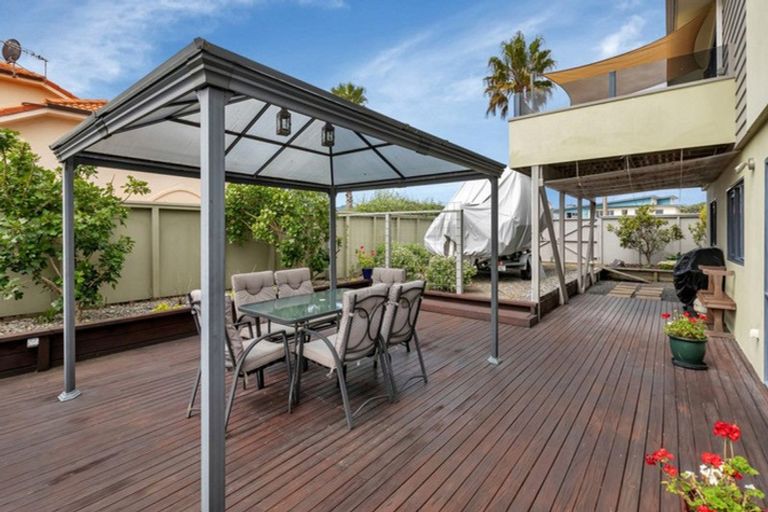 Photo of property in 3 Bermuda Place, One Tree Point, 0118