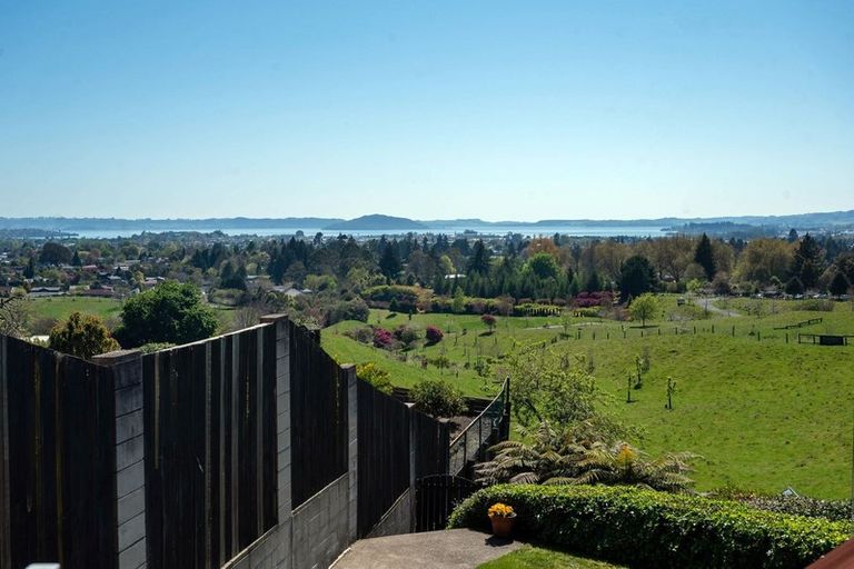 Photo of property in 25 Exeter Place, Tihiotonga, Rotorua, 3015