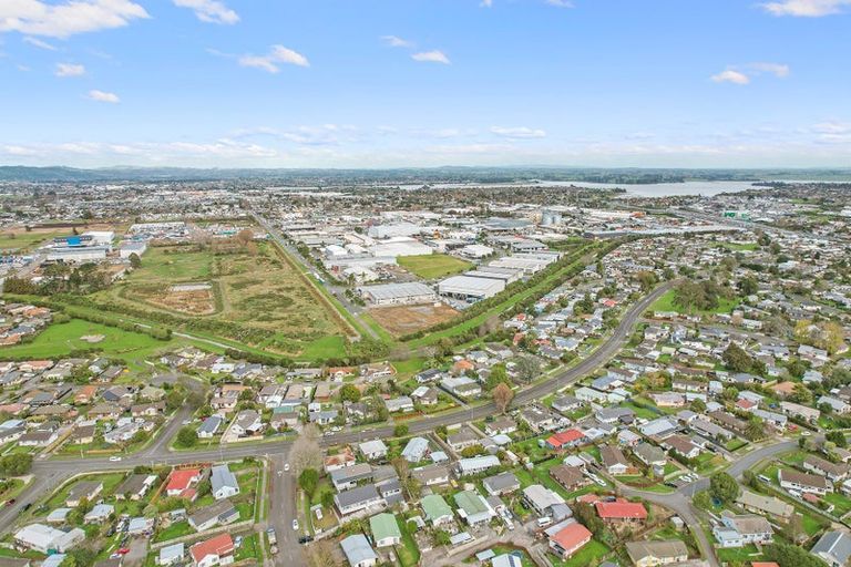 Photo of property in 6 Nearco Street, Randwick Park, Auckland, 2105