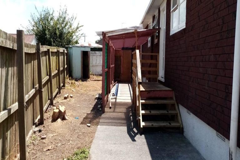 Photo of property in 23 Fleming Street, Manurewa East, Auckland, 2102