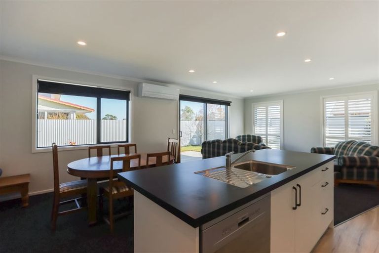 Photo of property in 36a Eton Street, Hampstead, Ashburton, 7700