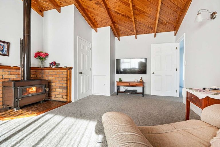 Photo of property in 52 Racecourse Road, Waiuku, 2123