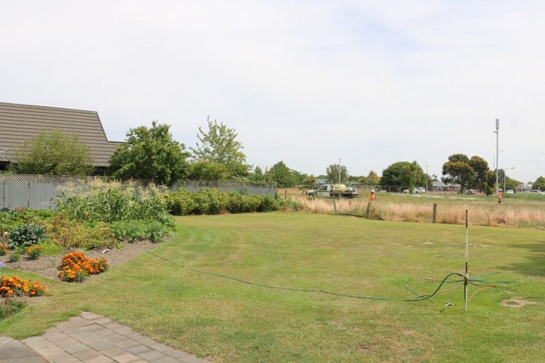 Photo of property in 17 Autumn Place, Mairehau, Christchurch, 8052