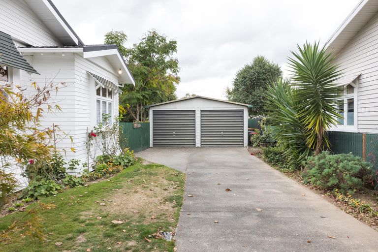 Photo of property in 55 Argyle Avenue, Takaro, Palmerston North, 4410