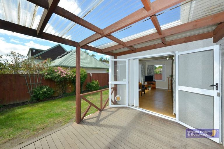 Photo of property in 1/104 Yaldhurst Road, Sockburn, Christchurch, 8042