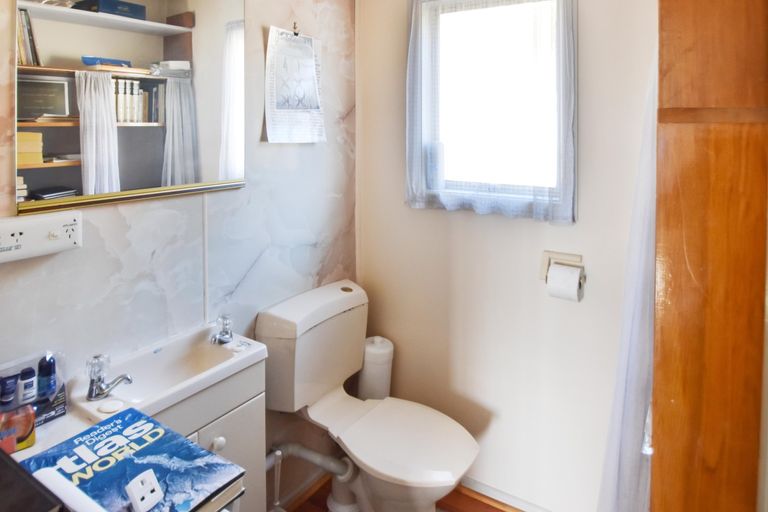 Photo of property in 10 Black Peak Road, Omarama, 9412