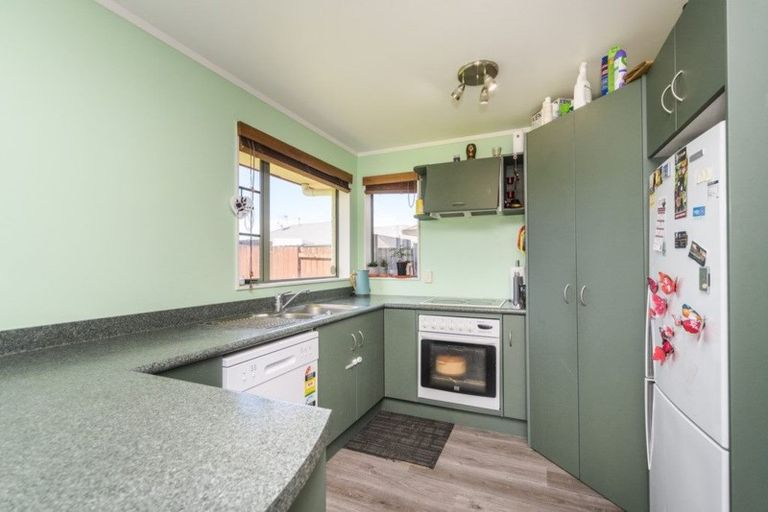 Photo of property in 72 Parnell Heights, Kelvin Grove, Palmerston North, 4414