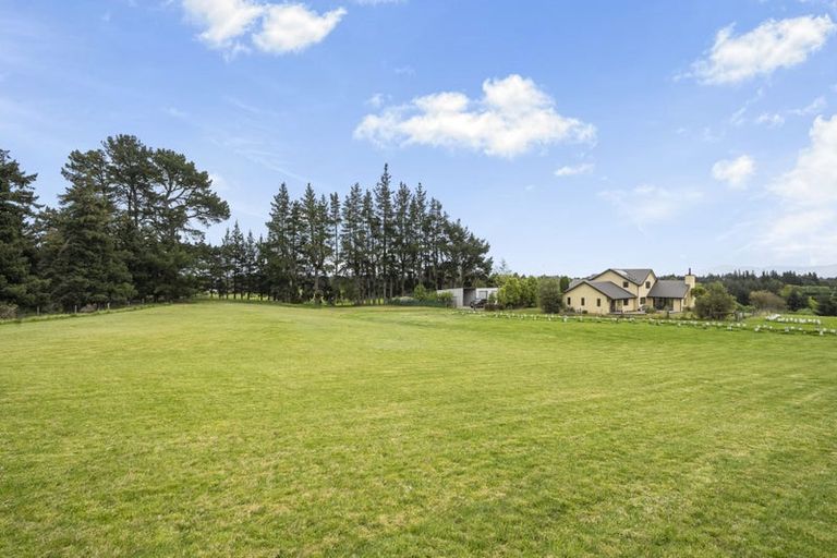 Photo of property in 12 Makerikeri Road, Loburn, Rangiora, 7472