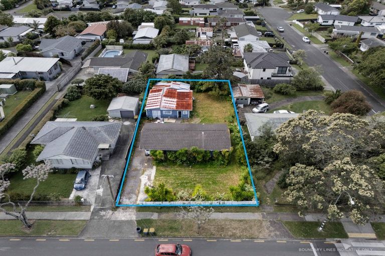 Photo of property in 31 Border Road, Henderson, Auckland, 0612