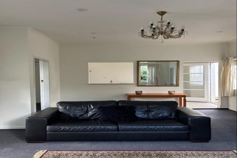 Photo of property in 24 Princes Street, Northcote Point, Auckland, 0627
