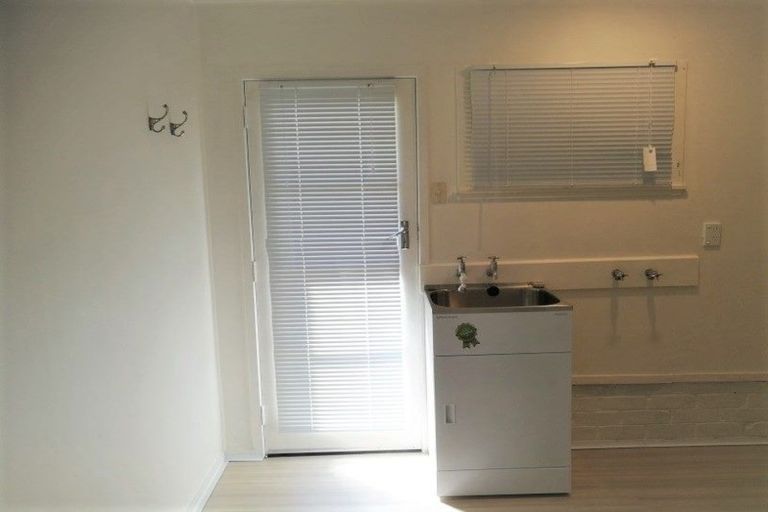 Photo of property in 14 Seafarer Crescent, Stanmore Bay, Whangaparaoa, 0932